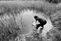 自来水公司将水表拆除 村民断水7天