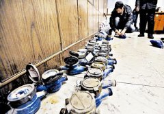 是何原因南方多个城市水表水管被冻裂？